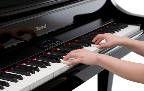 Corso di Pianoforte digitale alla Scuola Amadeus