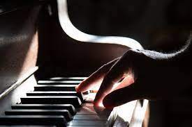 Pianoforte digitale alla Scuola Amadeus